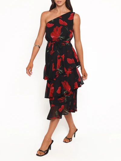 One shoulder style dress